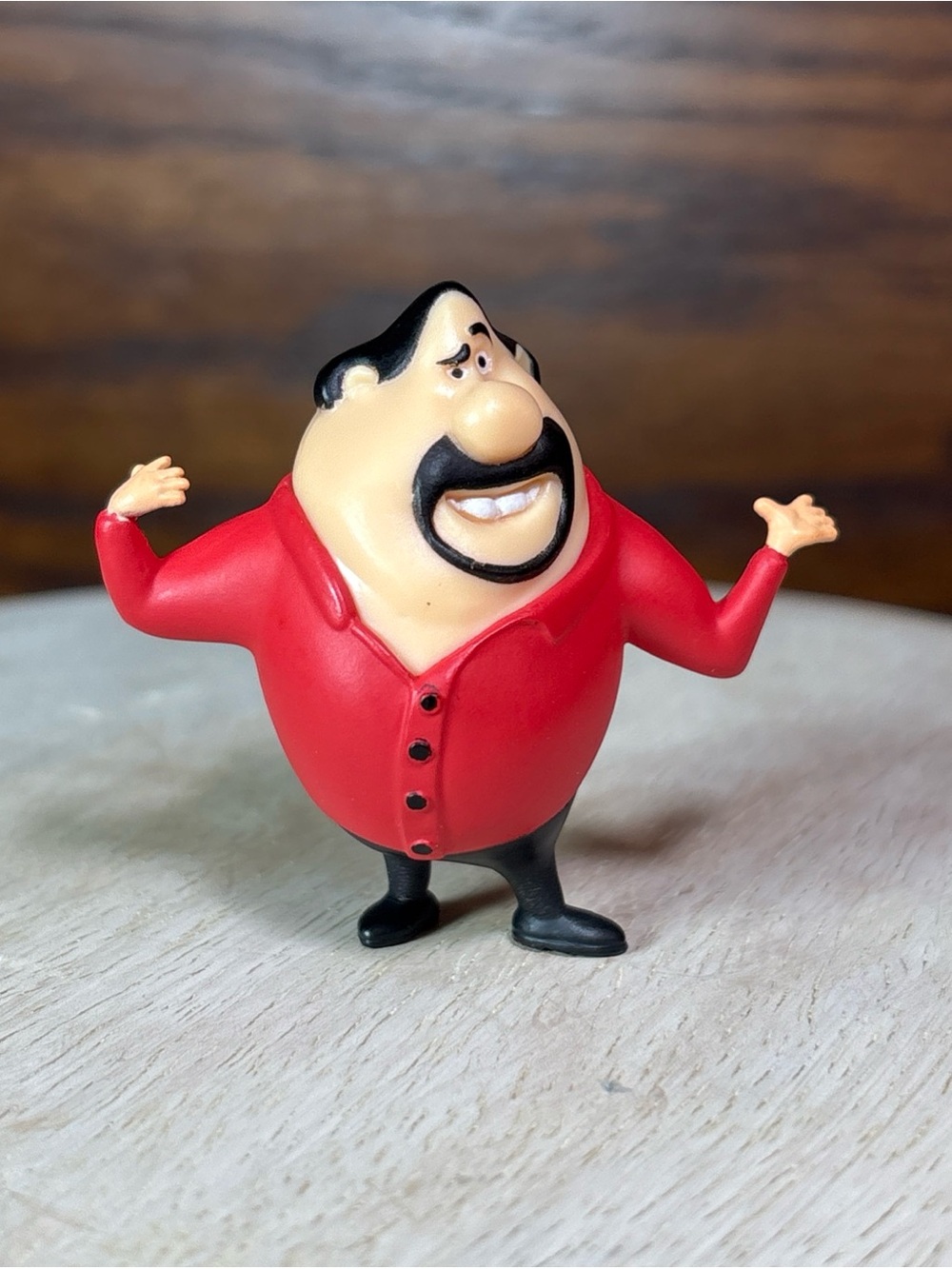 Despicable Me 2 EDUARDO PEREZ El Macho Mini Figure RARE HTF
